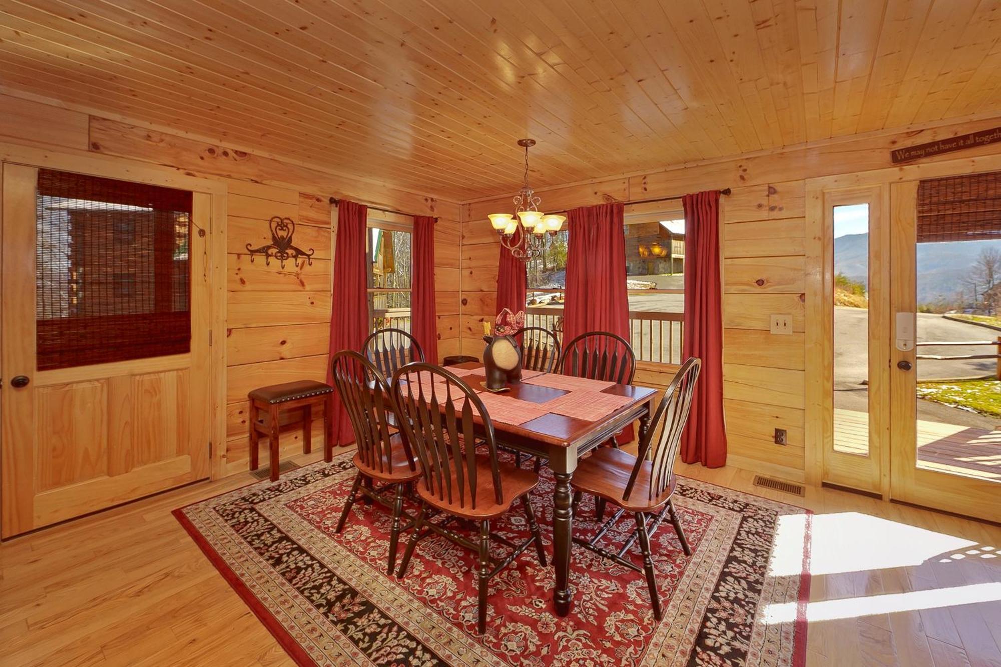 Moonshiner'S Legacy Holiday Home Gatlinburg Eksteriør billede
